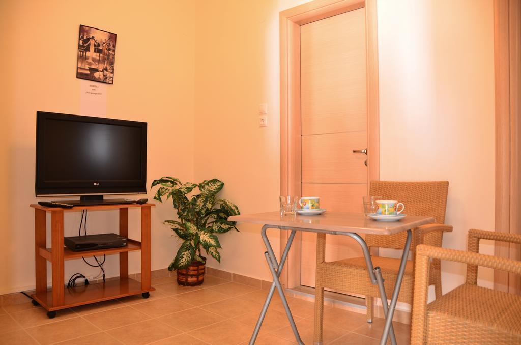 האראקי Georgias Apartments חדר תמונה