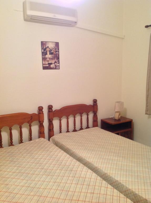 האראקי Georgias Apartments מראה חיצוני תמונה