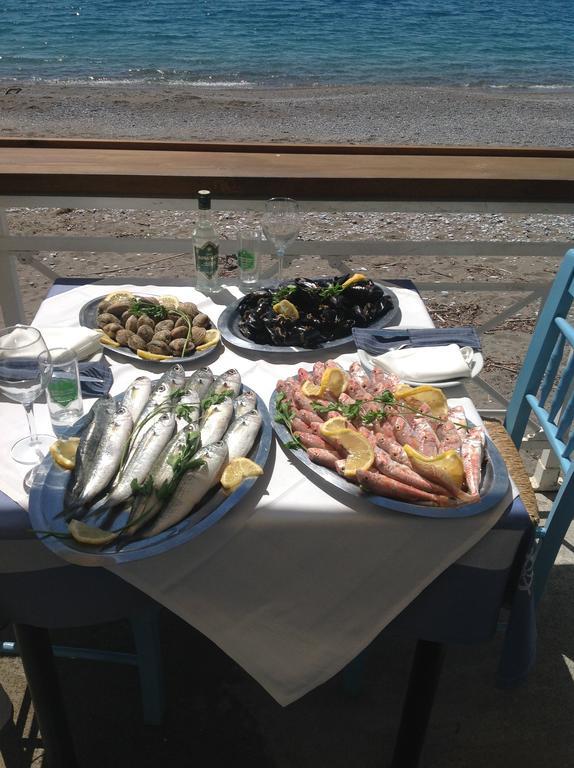 האראקי Georgias Apartments חדר תמונה