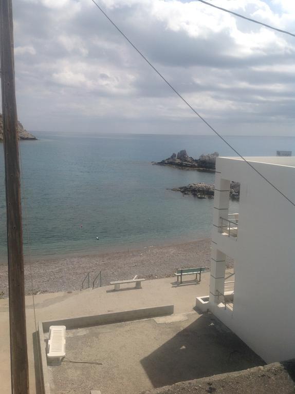 האראקי Georgias Apartments מראה חיצוני תמונה