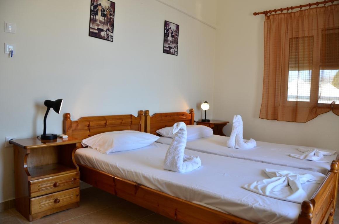 האראקי Georgias Apartments חדר תמונה