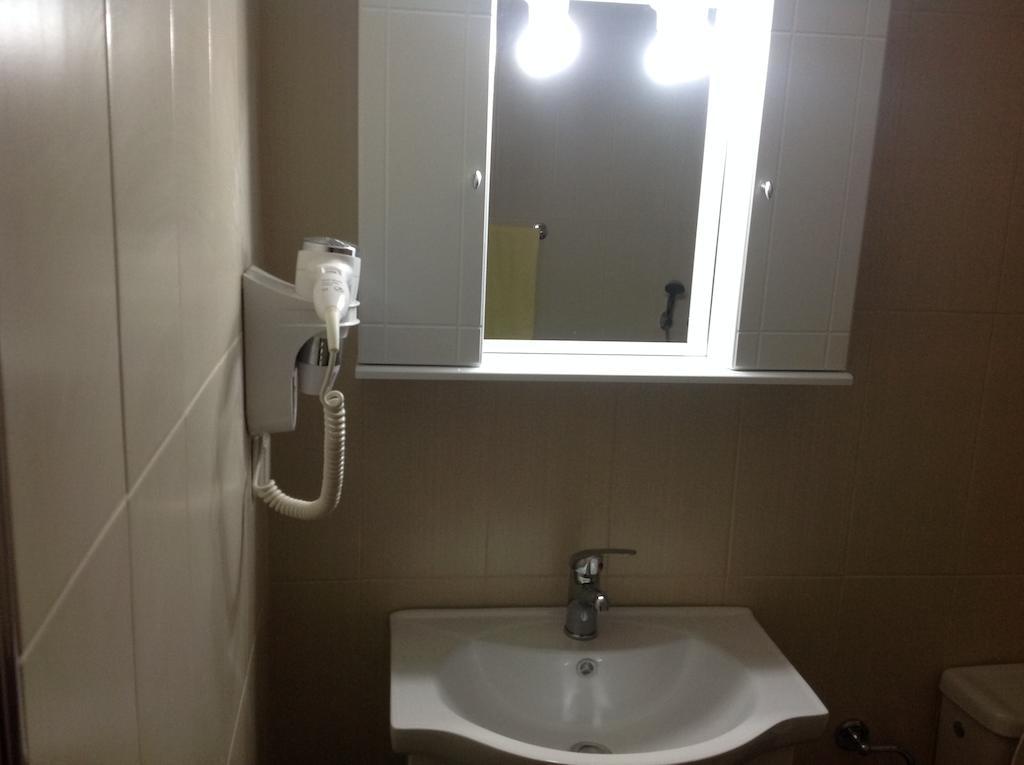 האראקי Georgias Apartments חדר תמונה