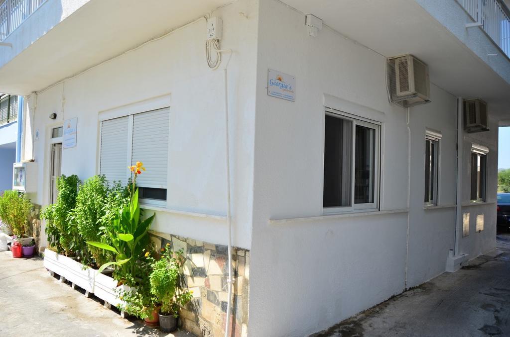 האראקי Georgias Apartments חדר תמונה